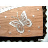 Пеперуди - дървена картичка